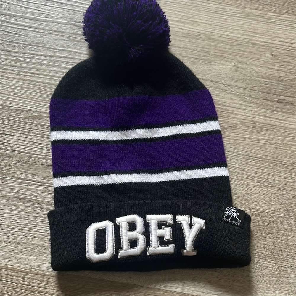 City Hunter Obey beanie